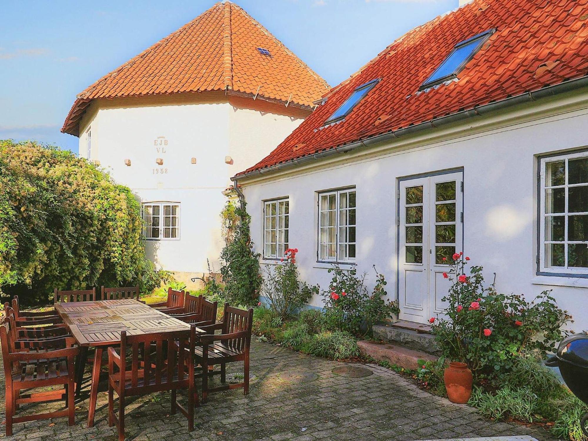 12 Person Holiday Home In Ullerslev Eksteriør bilde